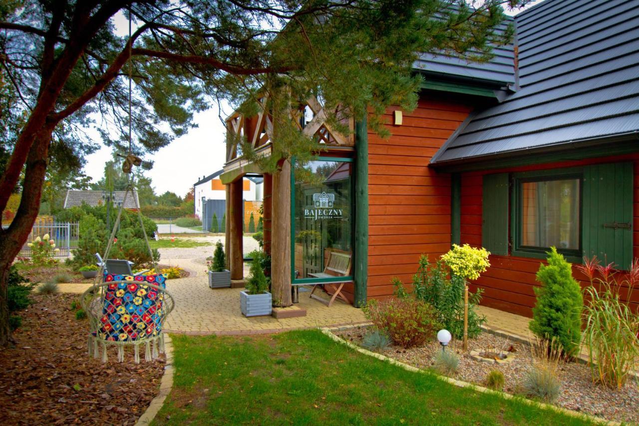 Bajeczny Dworek Karwia Exterior photo